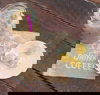 Cheveux Design and Espresso - Internet Find