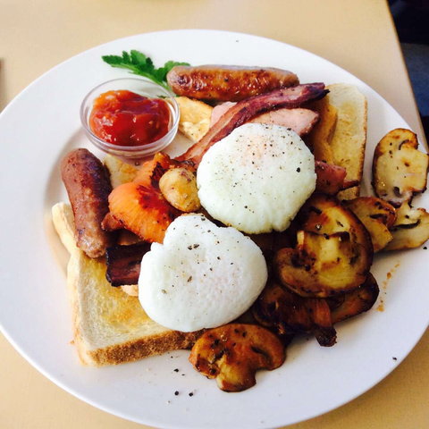 Cliff Place - Renee 0