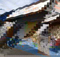 Monty's Noodles - Internet Find