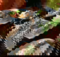 Trinitas Thai - Renee