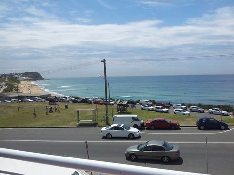 Beach Hotel - Qld Realsetate 4