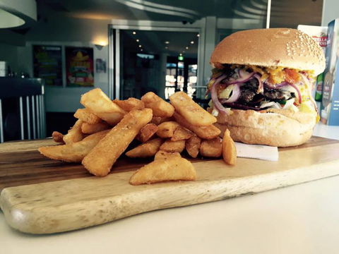 Premier Hotel - Renee 0