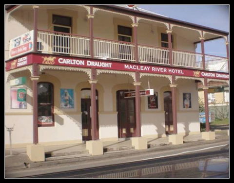 Macleay River Hotel - Renee 0