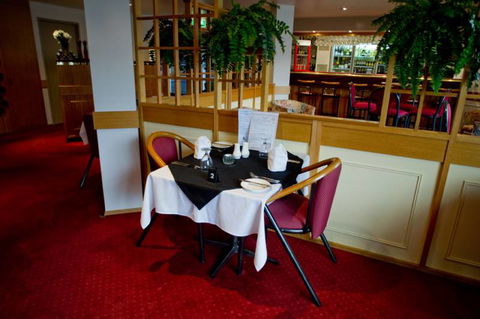 Centrepoint Motor Inn - Renee 1