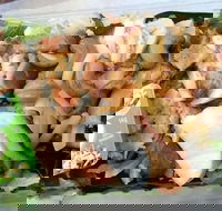 Chef's Country Kitchen Lunchbar - Renee