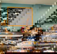 Blackwattle Deli - Petrol Stations