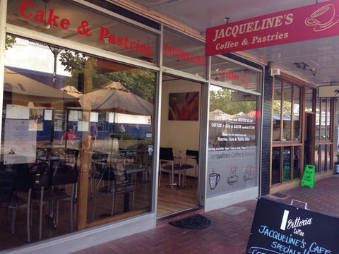 Jacqueline Coffee & Pastry - Renee 0