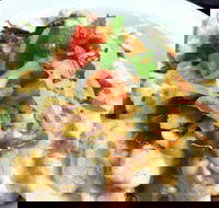 Lazzat Kadah - Qld Realsetate