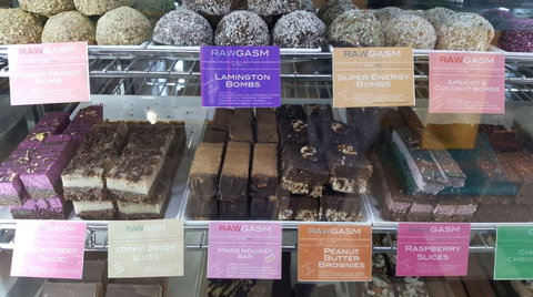 Tom's Cafe - Swimm 0