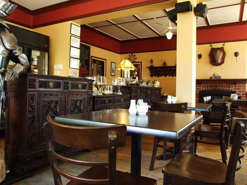 Beaufort House - Renee 0