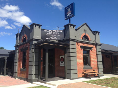 Graze Restaurant At The Willow Tree Inn - Internet Find 1