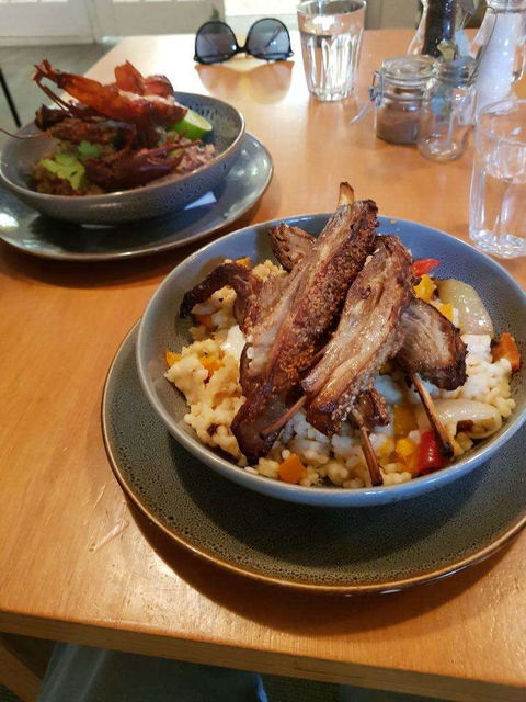 Mrs Jones Cafe - Renee 0