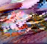 3 Monkeys Cafe - Internet Find