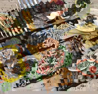 Chicken Buzzz - Qld Realsetate