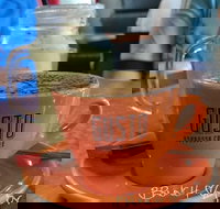 Connies Cliff Road Cafe - Renee