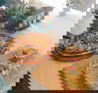 Pitsa Gourmet Bar - Renee