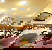 Endeavor Motel Restaurant - Renee