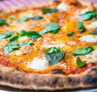 Mikey's Pizza - Qld Realsetate
