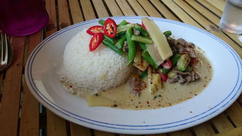 Yaring Thai Street Food - Renee 0