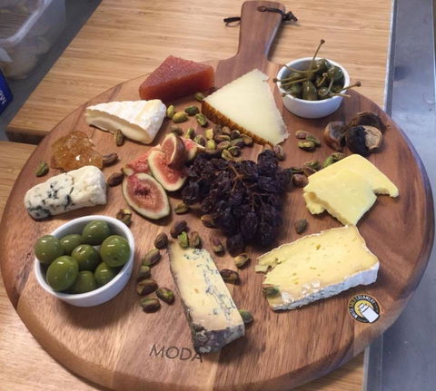 The Long Yard Larder - Renee 0