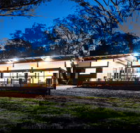Strawhouse Wines - Qld Realsetate