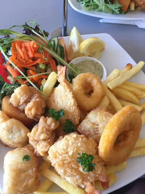 Deja Vu Cafe - Renee 0