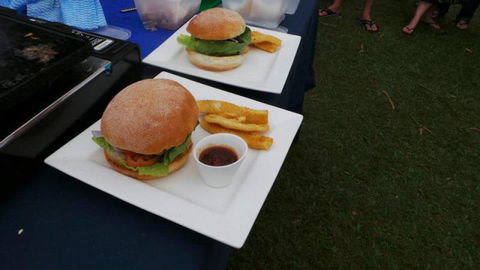 Bushland Beach Tavern - Renee 0