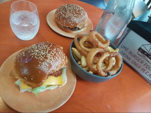 Ume Burger - Barangaroo - Petrol Stations 0