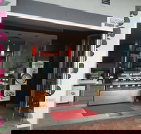 Momotaro Sushi House - Renee