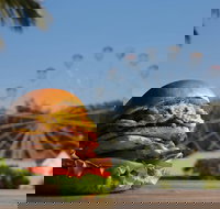 Banana Bender Pub - Swimm