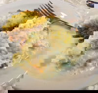 Christmas Creek Cafe - Internet Find
