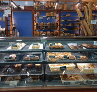 Amour Bakes - Qld Realsetate