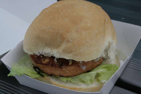 Lakeside Kiosk - Internet Find 0