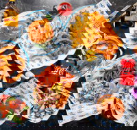 The Barra Boys - Swimm