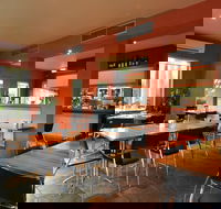 Waves Cafe Bar and Restaurant