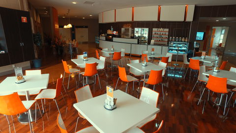 Dunes Cafe - Renee 1