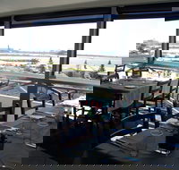 HarbourView Restaurant and Bar