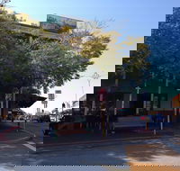 Defectors Bar - Renee