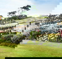 Metung Hotel - Qld Realsetate