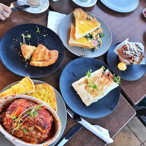 Goodies Cafe - Renee 0