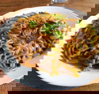 Noodles Hut - Internet Find