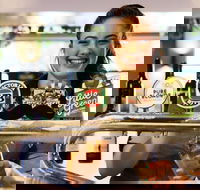 The Windsor Castle Hotel - Petrol Stations