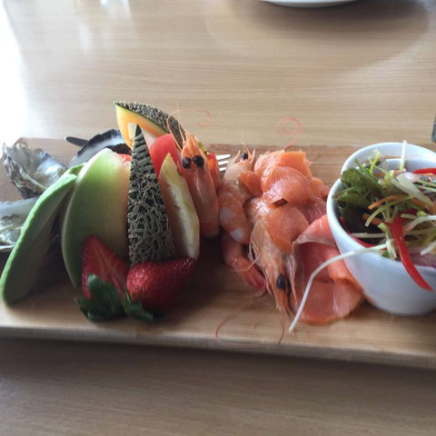 Warf Restaurant - Renee 0