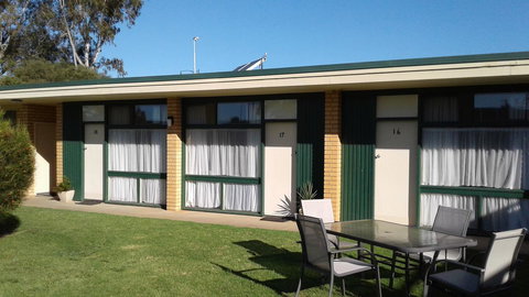 Junee Motor Inn - Qld Realsetate 10