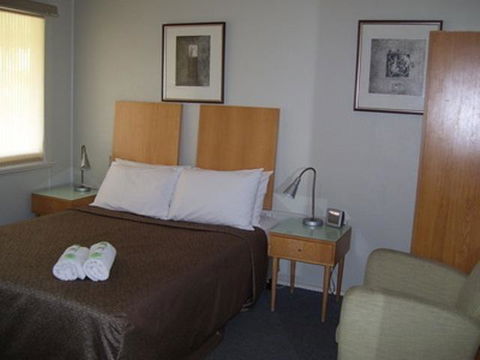 Glenwood Tourist Park & Motel - Internet Find 11