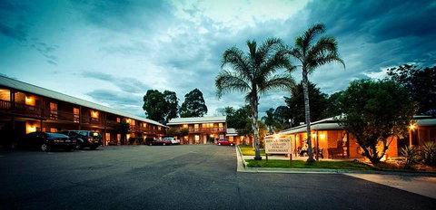 Bega Downs Motor Inn - Renee 0