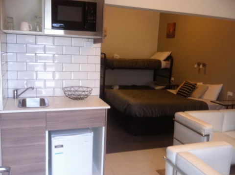 Altair Motel - Internet Find 11