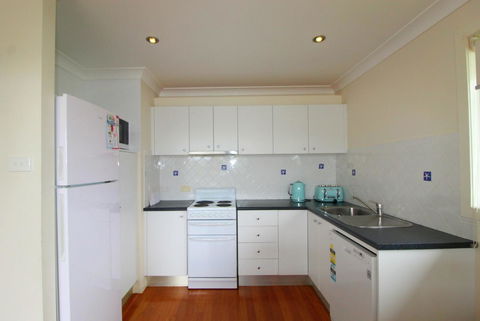 Anglesea, 17 Hodgson Street - Renee 3