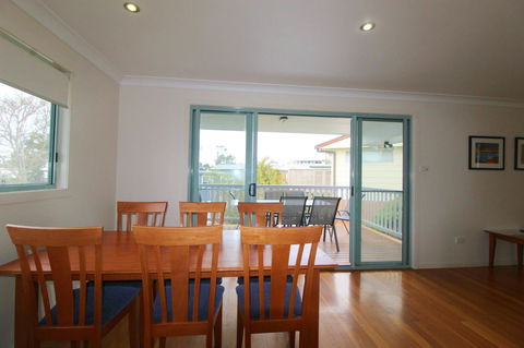 Anglesea, 17 Hodgson Street - Renee 4