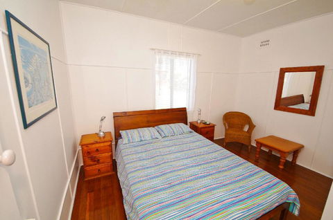Apollo 1, 9 Hodgson Street - Renee 8